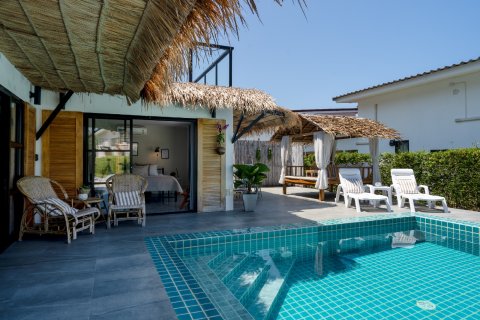 Villa in Ko Lanta Yai, Thailand 4 bedrooms № 165340 - photo 18