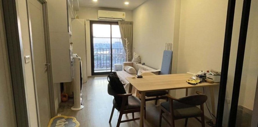 Condo in Bang Sue, Bangkok, Thailand, 2 bedrooms  № 163232
