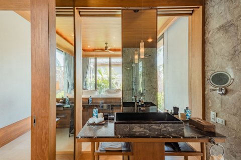 Villa in Phang Nga, Thailand 5 bedrooms № 163237 - photo 4