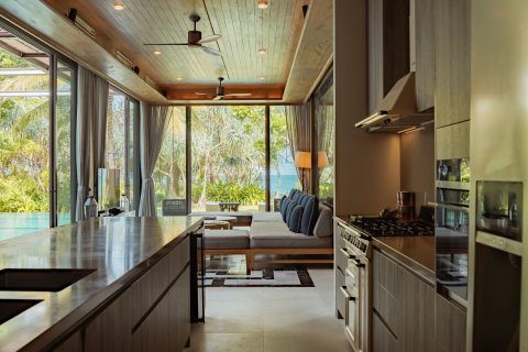 Villa in Phang Nga, Thailand 5 bedrooms № 163237 - photo 21