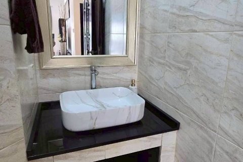 Villa in Hua Hin, Thailand 2 bedrooms № 135778 - photo 27