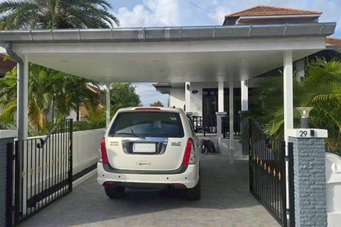 Villa in Hua Hin, Thailand 2 bedrooms № 135778 - photo 4