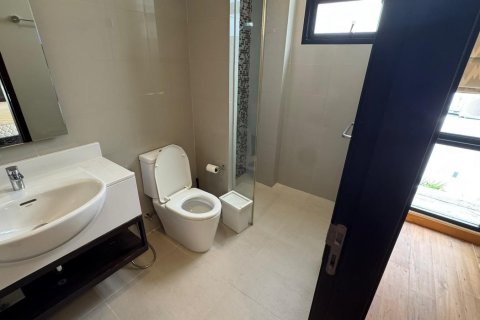 Villa in Phuket, Thailand 5 bedrooms № 135775 - photo 21