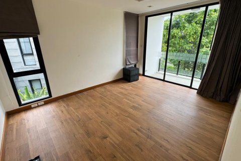 Villa in Phuket, Thailand 5 bedrooms № 135775 - photo 18