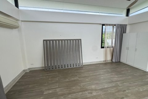 Villa in Phuket, Thailand 5 bedrooms № 135775 - photo 24