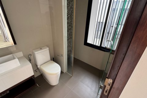 Villa in Phuket, Thailand 5 bedrooms № 135775 - photo 26