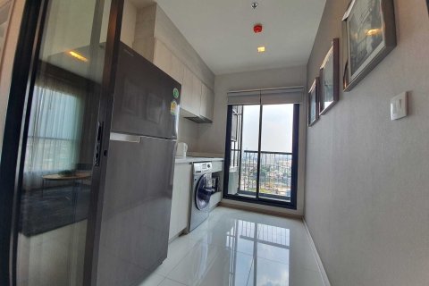 Condo à Khlong Toei, Bangkok, Thaïlande, 2 chambres  № 169364 - photo 5