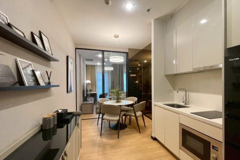 Studio in the Condo in Pathum Wan, Bangkok, Thailand  № 169363 - photo 3