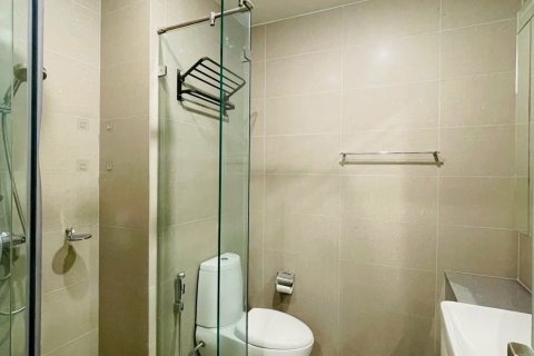 Studio in the Condo in Pathum Wan, Bangkok, Thailand  № 169363 - photo 14