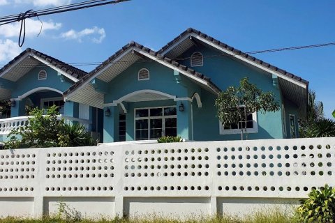 Дом в Сураттхани, Таиланд с 3 спальнями  № 169361 - фото 2