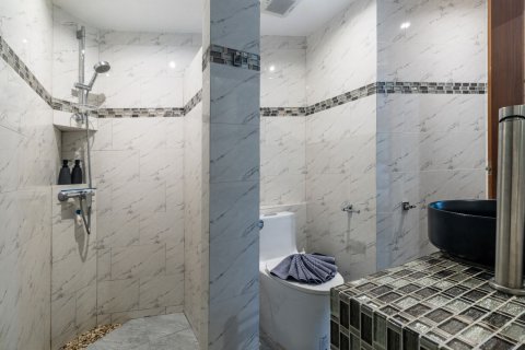 Villa in Phuket, Thailand 3 bedrooms № 169358 - photo 16