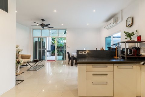 Villa in Phuket, Thailand 3 bedrooms № 169358 - photo 22