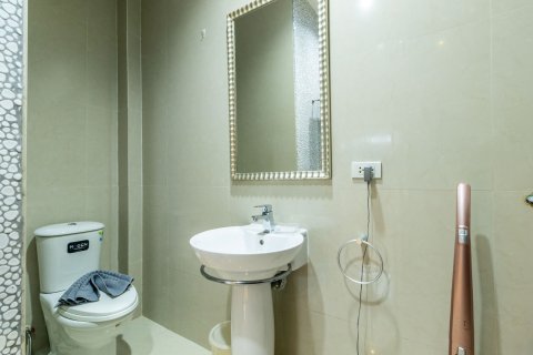 Villa in Phuket, Thailand 3 bedrooms № 169358 - photo 17