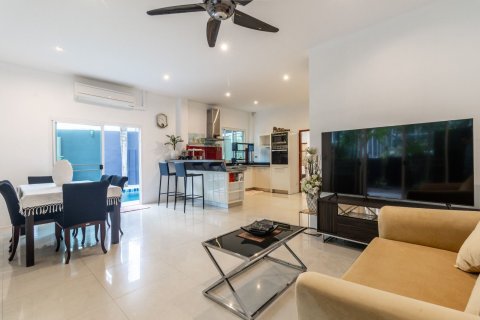 Villa in Phuket, Thailand 3 bedrooms № 169358 - photo 30