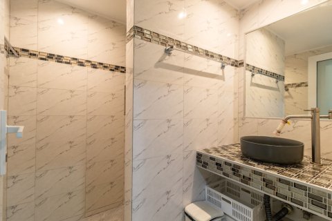 Villa in Phuket, Thailand 3 bedrooms № 169358 - photo 14