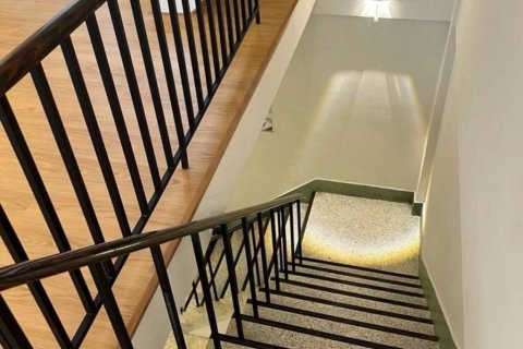 Таунхаус в Кхлонг Сане, Бангкок, Таиланд с 4 спальнями  № 172946 - фото 4