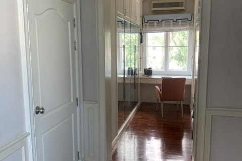 Таунхаус в Банг-Кхо-Лаеме, Бангкок, Таиланд с 5 спальнями  № 172945 - фото 5