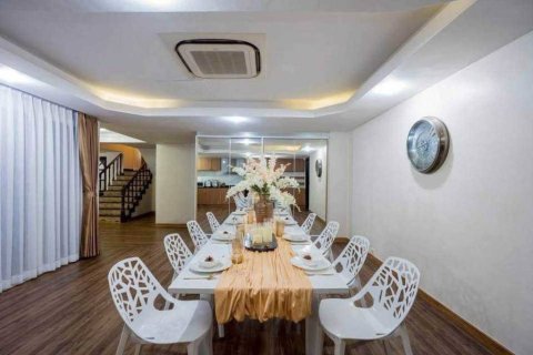 Villa à Pattaya, Thaïlande 4 chambres № 172943 - photo 4