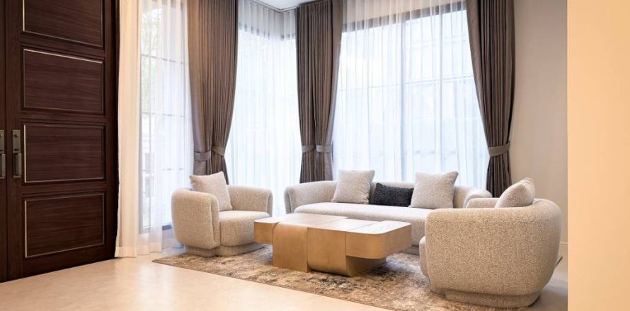 Дом в Бангкоке, Таиланд с 4 спальнями  № 172944