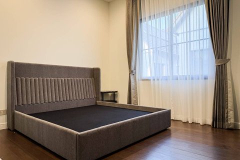 Дом в Бангкоке, Таиланд с 4 спальнями  № 172944 - фото 5