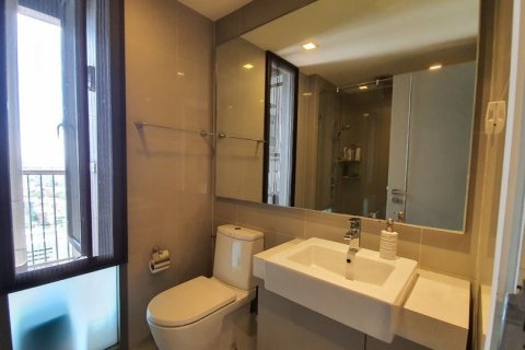 Кондоминиум с 2 спальнями в Банг-Кхо-Лаеме, Бангкок, Таиланд № 140313 - фото 12