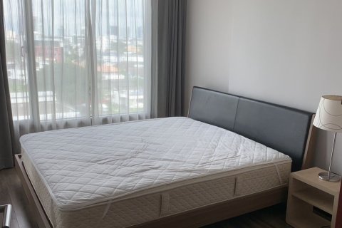 Студия в кондо в Ваттхане, Бангкок, Таиланд № 140310 - фото 5