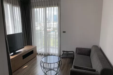 Студия в кондо в Ваттхане, Бангкок, Таиланд № 140310 - фото 4