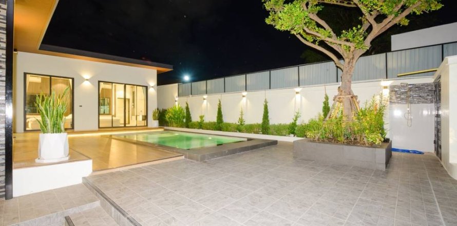 Villa in Pattaya, Thailand 3 bedrooms № 149562