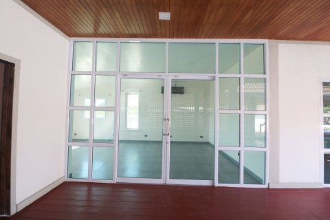 House in Udon Thani, Thailand 4 bedrooms № 167523 - photo 29