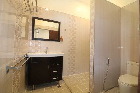 House in Udon Thani, Thailand 4 bedrooms № 167523 - photo 27