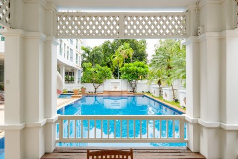 Кондоминиум с 2 спальнями в Бангкоке, Таиланд № 143153 - фото 24