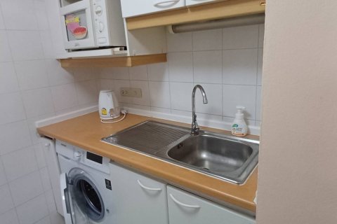 Condo à Bangkok, Thaïlande, 2 chambres  № 143152 - photo 8