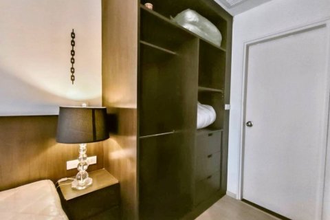 Кондоминиум с 1 спальней в Бангкоке, Таиланд № 115183 - фото 5