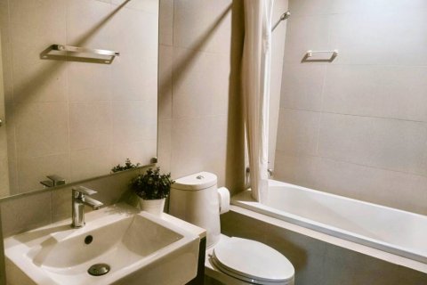 Кондоминиум с 1 спальней в Бангкоке, Таиланд № 115183 - фото 9