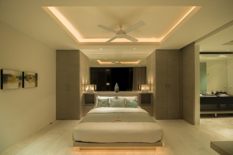 House in Ko Samui, Thailand 6 bedrooms № 180715 - photo 22