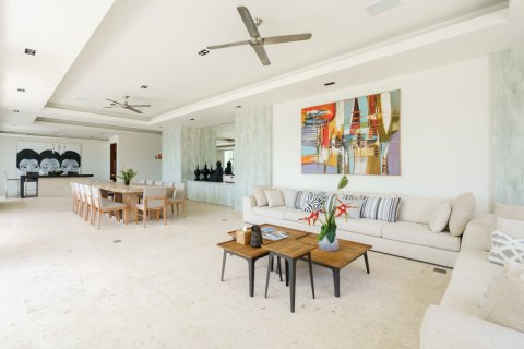 House in Ko Samui, Thailand 6 bedrooms № 180715 - photo 9