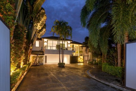 Maison à Phuket, Thaïlande 6 chambres № 180709 - photo 30
