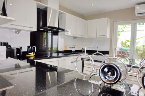 Studio à Pattaya, Thaïlande № 160175 - photo 11