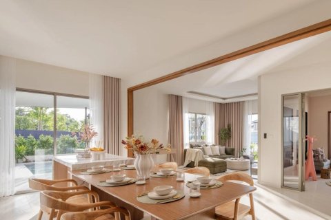 Penthouse in Pattaya, Thailand 4 bedrooms № 150660 - photo 5