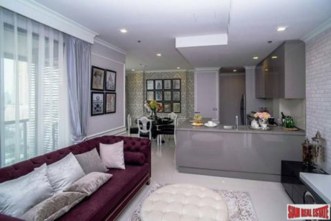 Apartment in Bangkok, Thailand 3 bedrooms № 193832 - photo 3