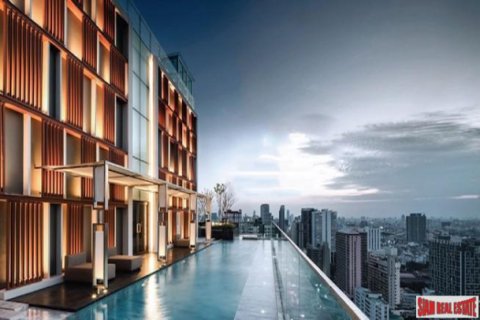 Apartment in Bangkok, Thailand 3 bedrooms № 193832