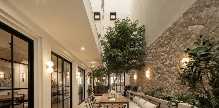 Office à Phra Khanong, Bangkok, Thaïlande № 154072