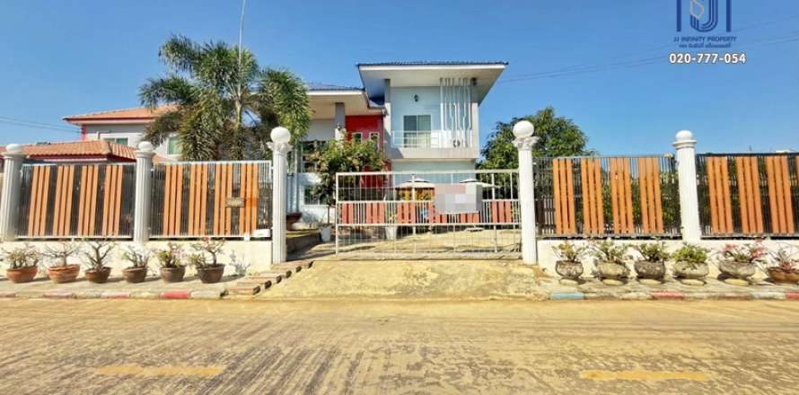 Maison à Khlong Luang, Thaïlande 4 chambres № 154068