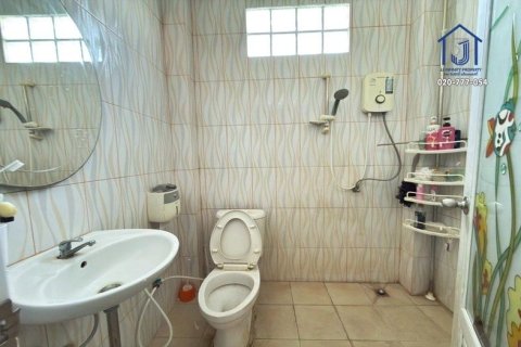 Maison à Khlong Luang, Thaïlande 4 chambres № 154068 - photo 12