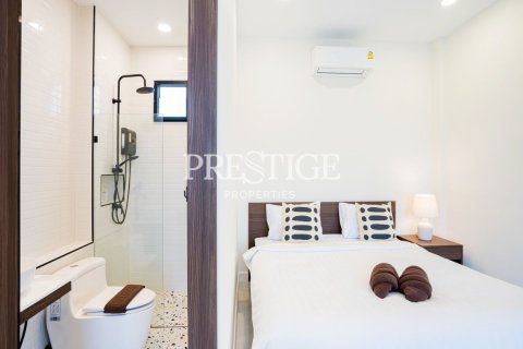 House in Pattaya, Thailand 4 bedrooms № 198487 - photo 20