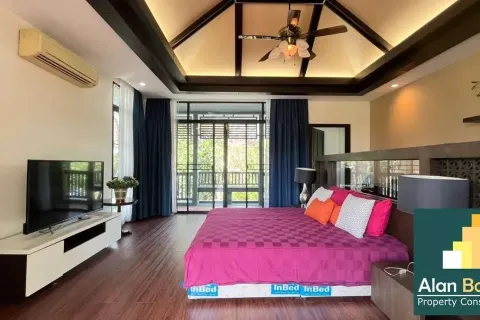 Casa de 4 dormitorios en Pattaya, Tailandia № 211087 - foto 10