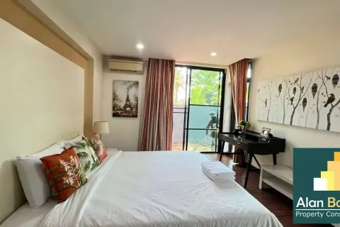 Casa de 4 dormitorios en Pattaya, Tailandia № 211087 - foto 5