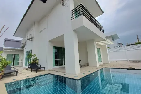 Casa de 6 dormitorios en Jomtien Beach, Pattaya, Tailandia № 211089 - foto 22