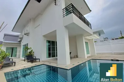 Casa de 6 dormitorios en Jomtien Beach, Pattaya, Tailandia № 211089 - foto 2