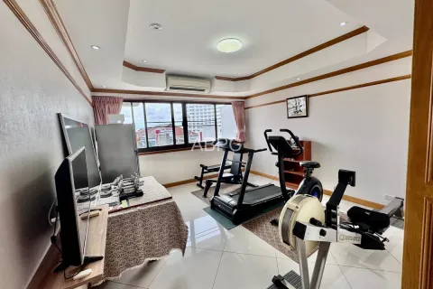 Condominio de 3 dormitorios en Jomtien Beach, Pattaya, Tailandia № 211090 - foto 3